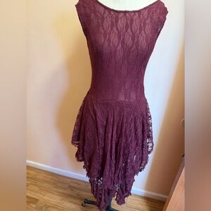 Women’s Burgundy Lace Dress